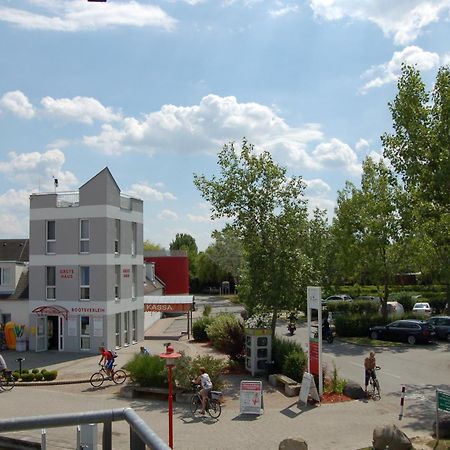 Hotel Am See Rust Bagian luar foto