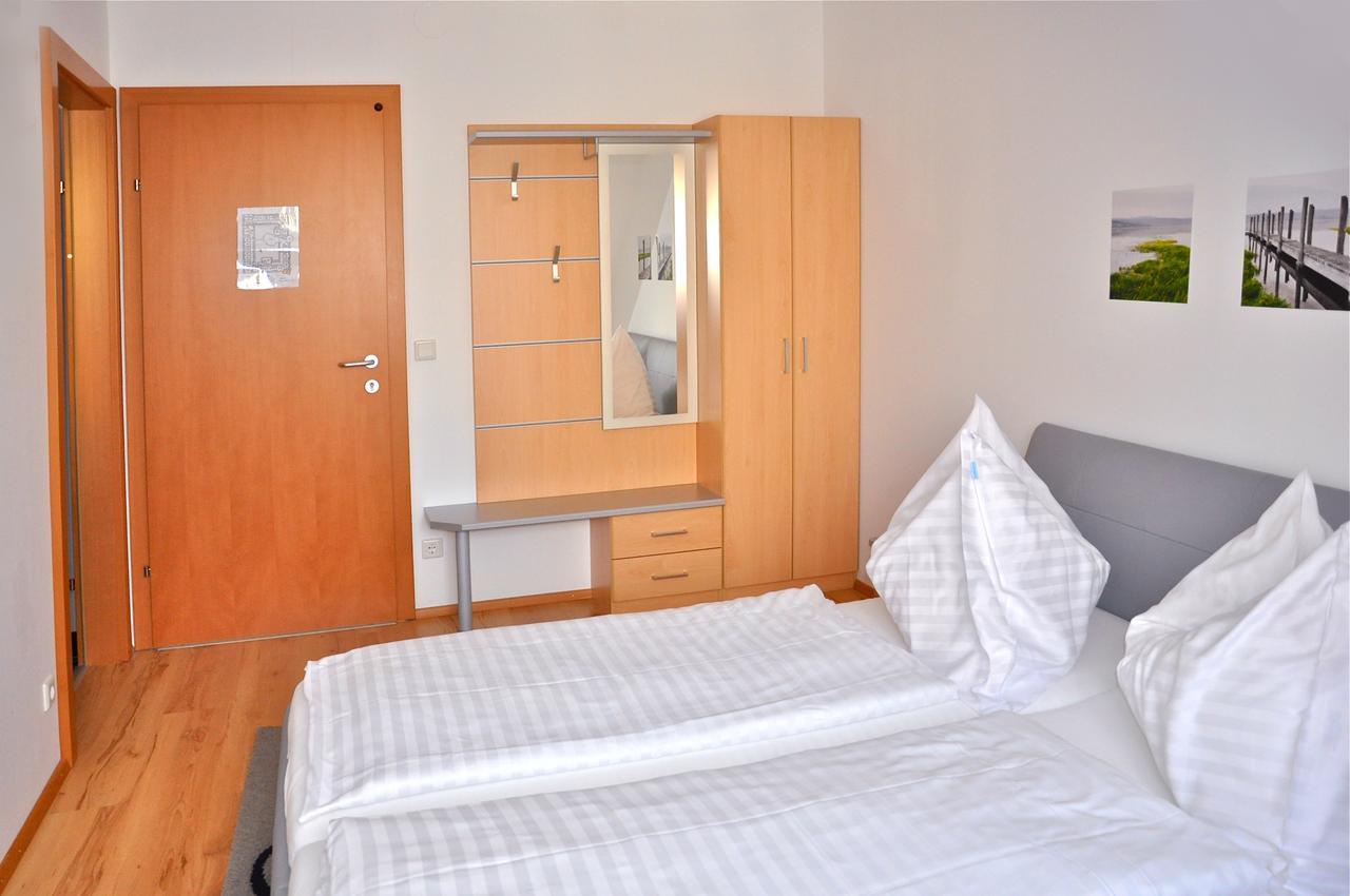 Hotel Am See Rust Bagian luar foto